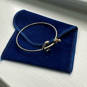 Anchor, gold bracelet